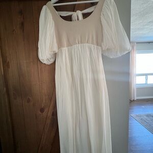 Tink and Posh Elegant White Puff Sleeve Dress